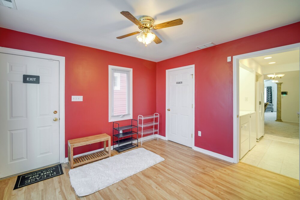 Eclectic Atlantic City Home ~ 1 Mi to Casinos!