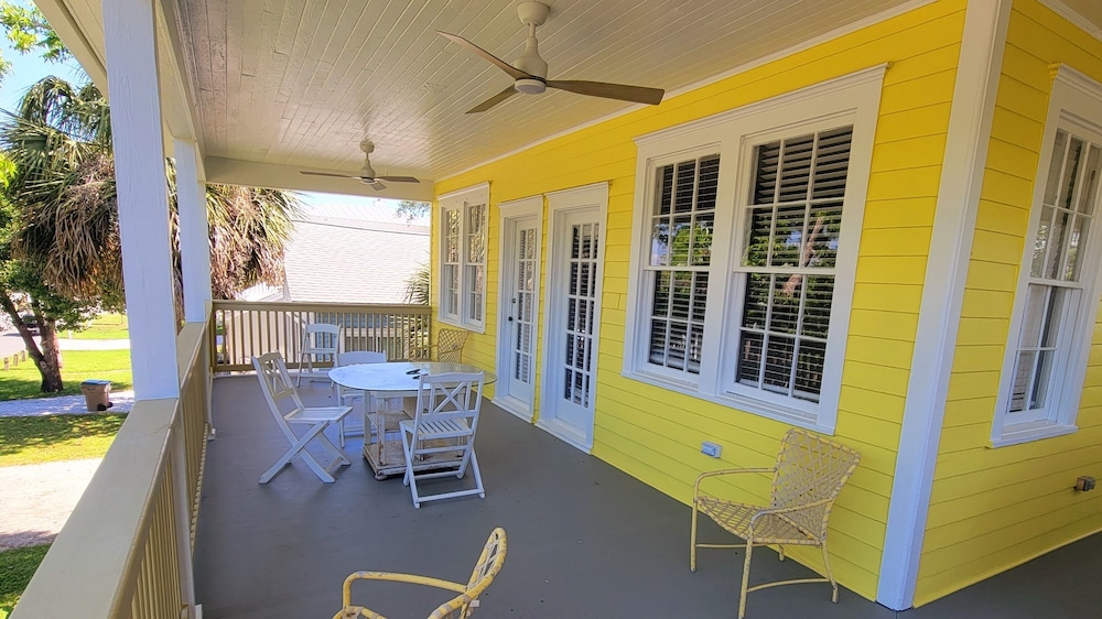 Old Magnolia House by Tybee Vacation Rentals