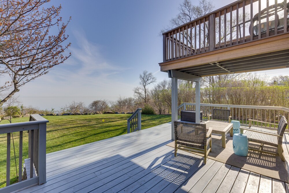 Amazing Rocky Point Retreat Overlooking the Sound! - Property Image 2