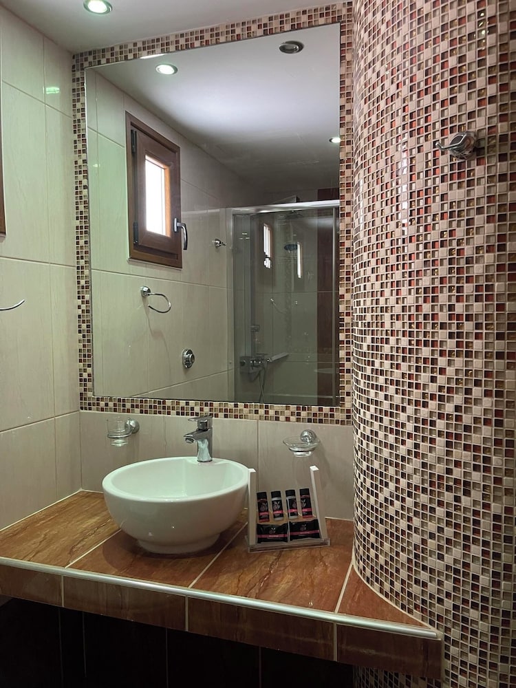 Skiathos Island Suites