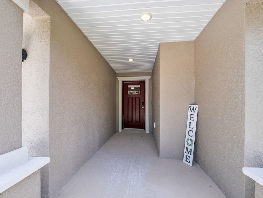 Bright & Charming 4br Home In Ocala 4 Bedroom Home
