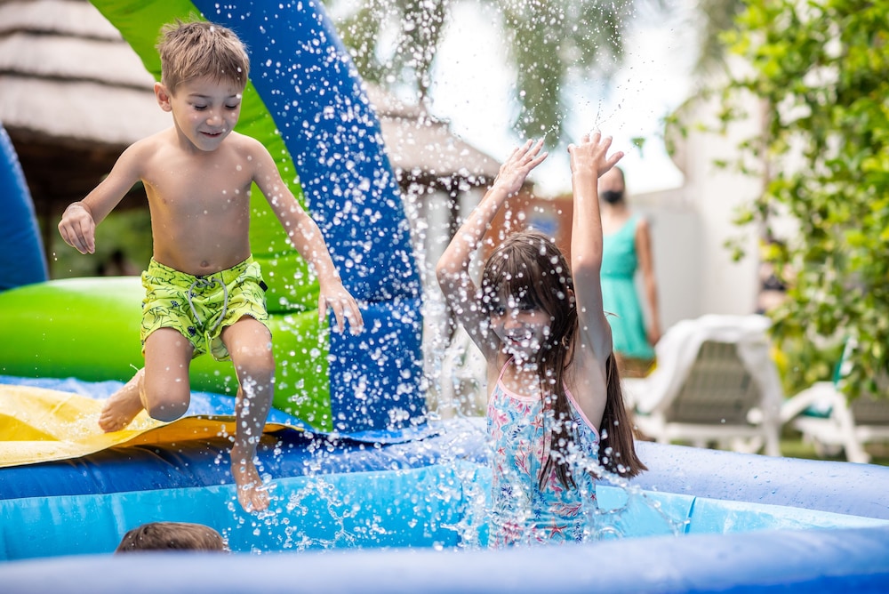 Hotel Emperatriz - Image 1