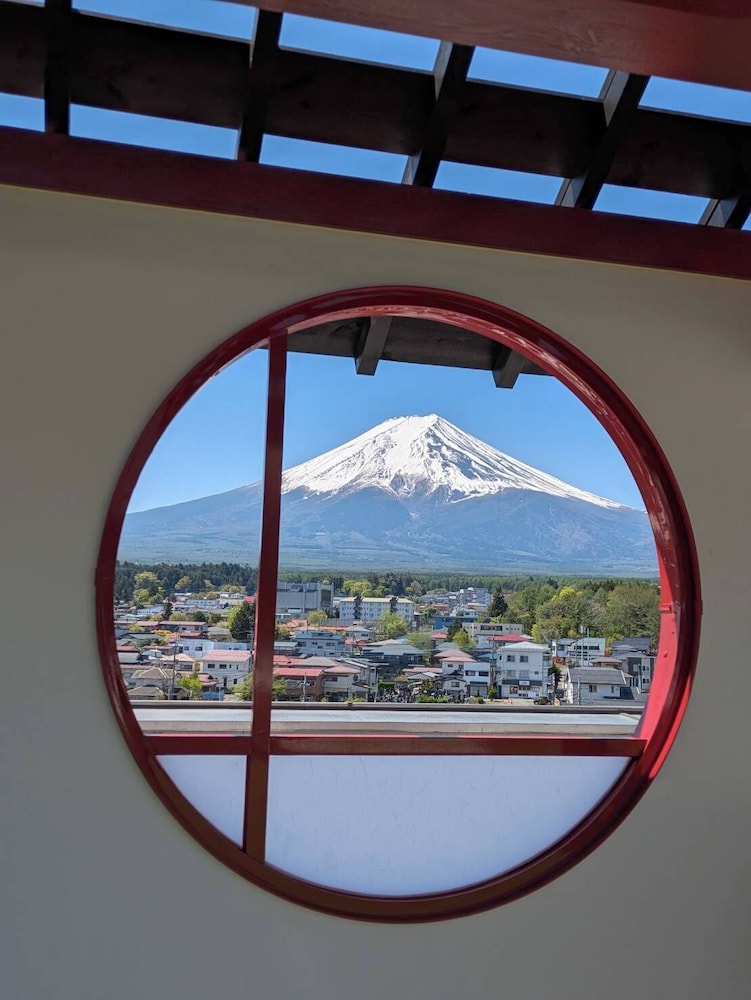 Inn the Fuji
