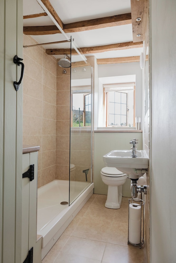 Sweetheart Cottage-Cosy 2BD in Cotswolds