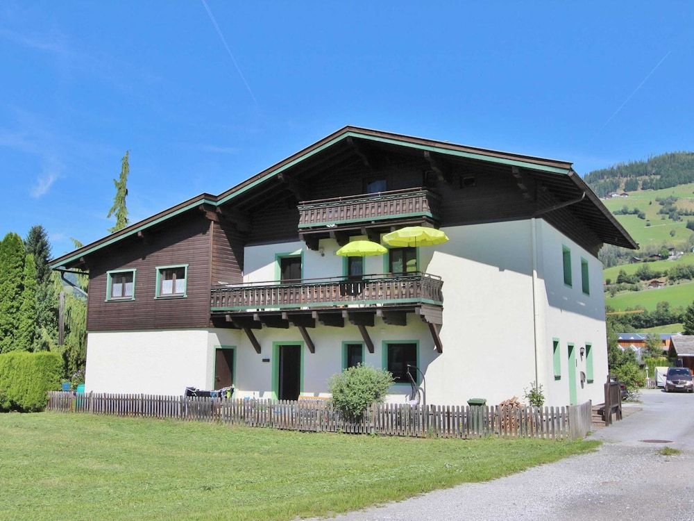 Spacious Apartment near Ski Area in Niedernsill view 2