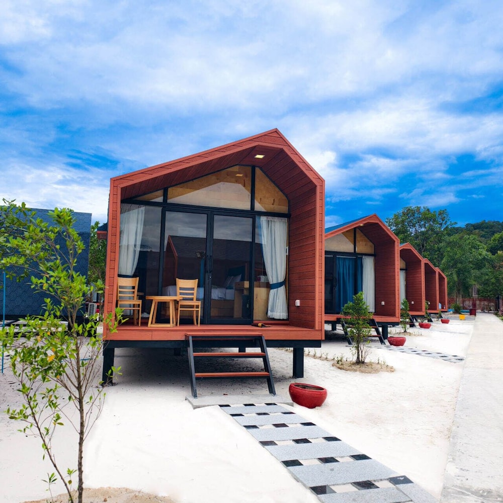 Royal C Beach Resort