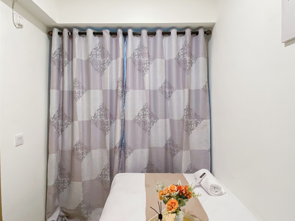 Homey And Good 2Br At Meikarta Apartment