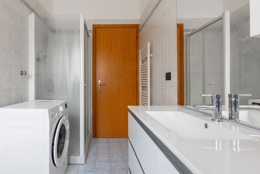 Bologna Modern Apartment by Wonderful Italy
