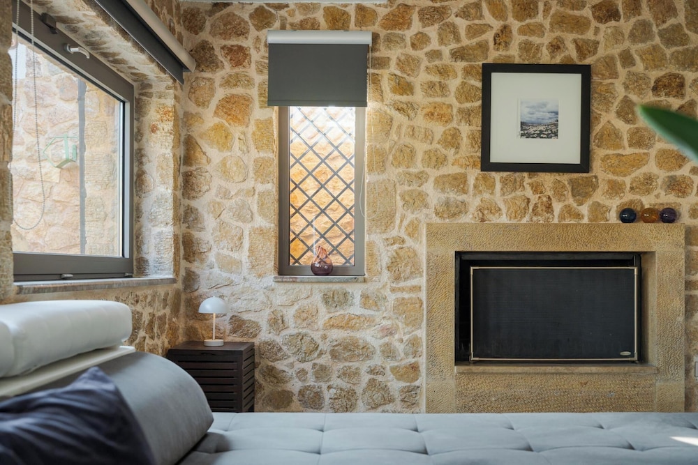 Aeolia Villa Athenian Riviera