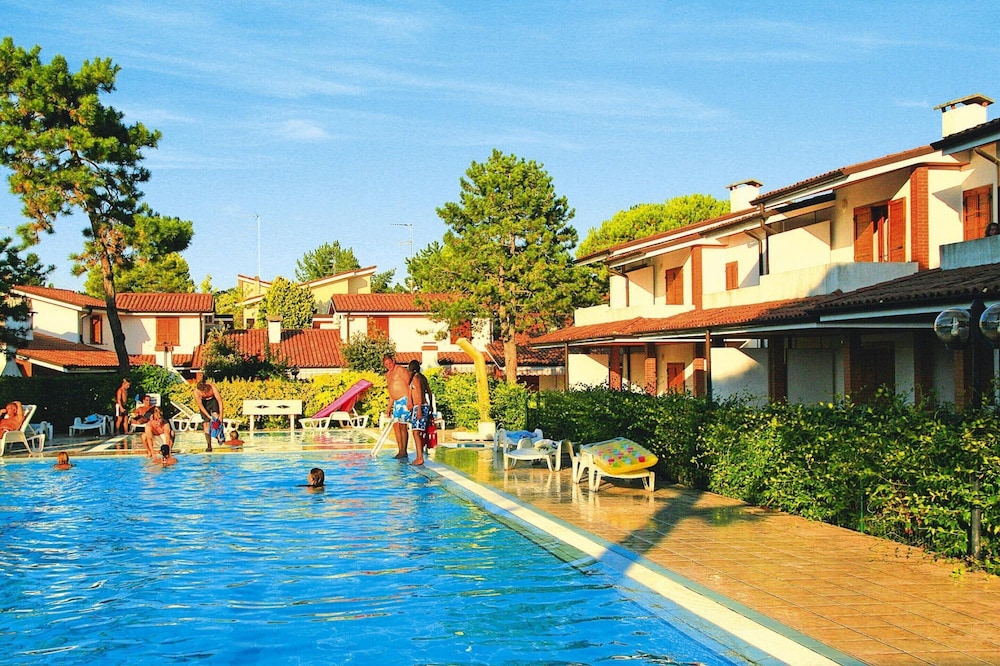 Apartment in Italy Near Sandy Beach