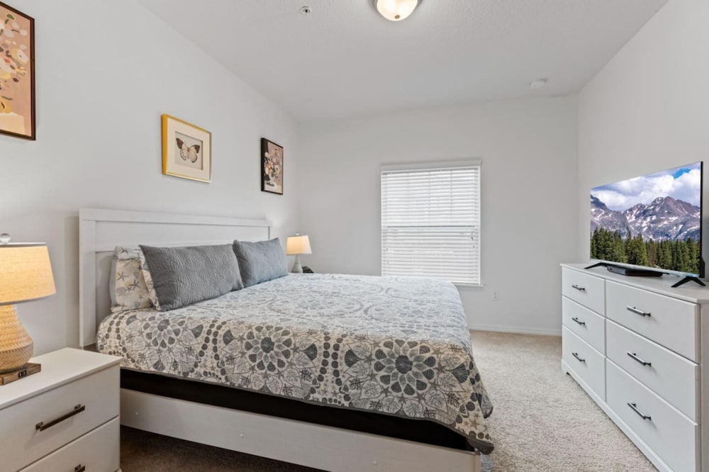 Amazing 4bdr few Miles From Disney - 3210
