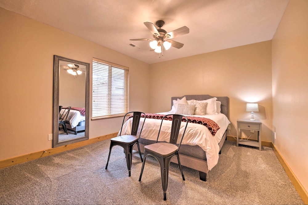 Hurricane Home w/ Pool & Spa ~ 25 Mi to Zion! view 2