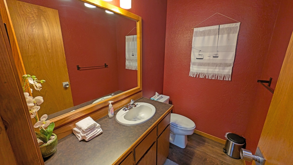 Salishan 5 3 Bedroom Home