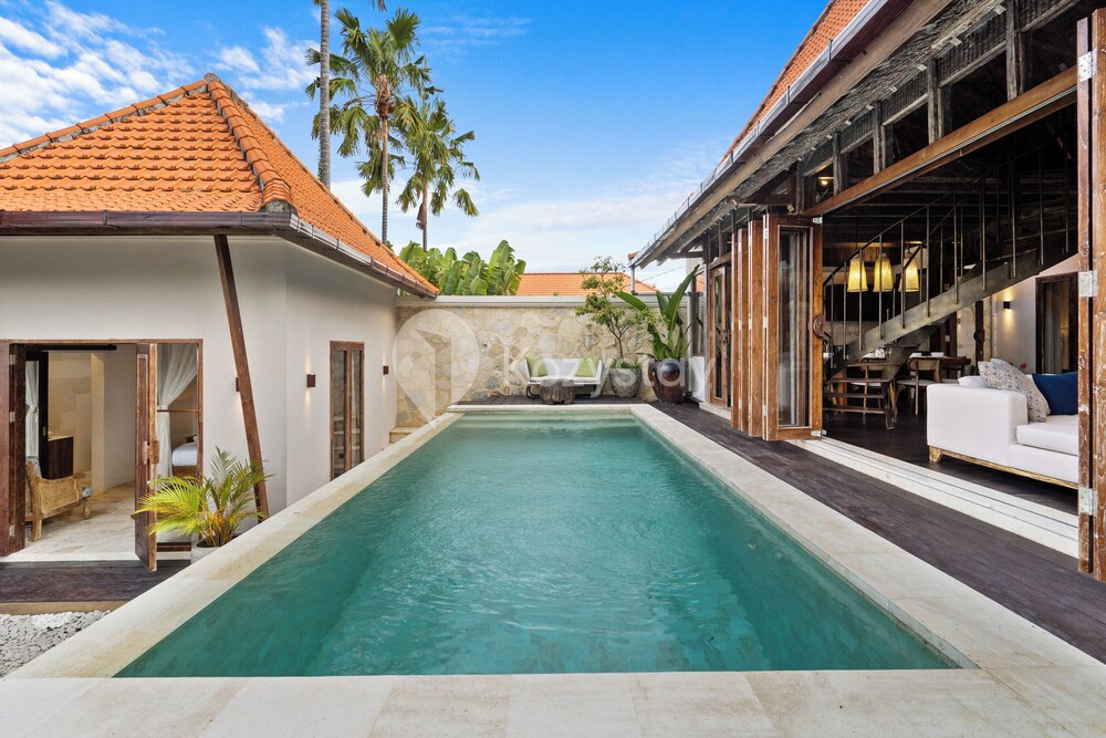 Dewandaru Villa by Kozystay - Canggu