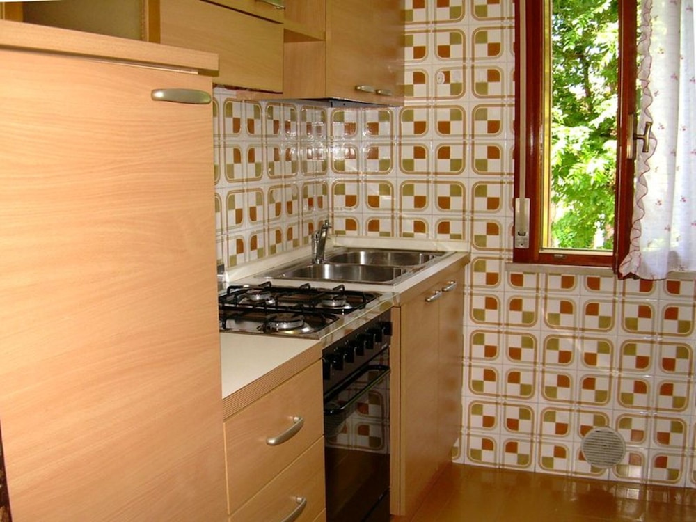 Four People Apartment in a Residence With Swimming Pool Close to the Beach view 4