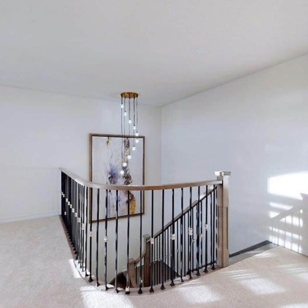 Georgina. New 4 Bedroom House Near Lake Simcoe