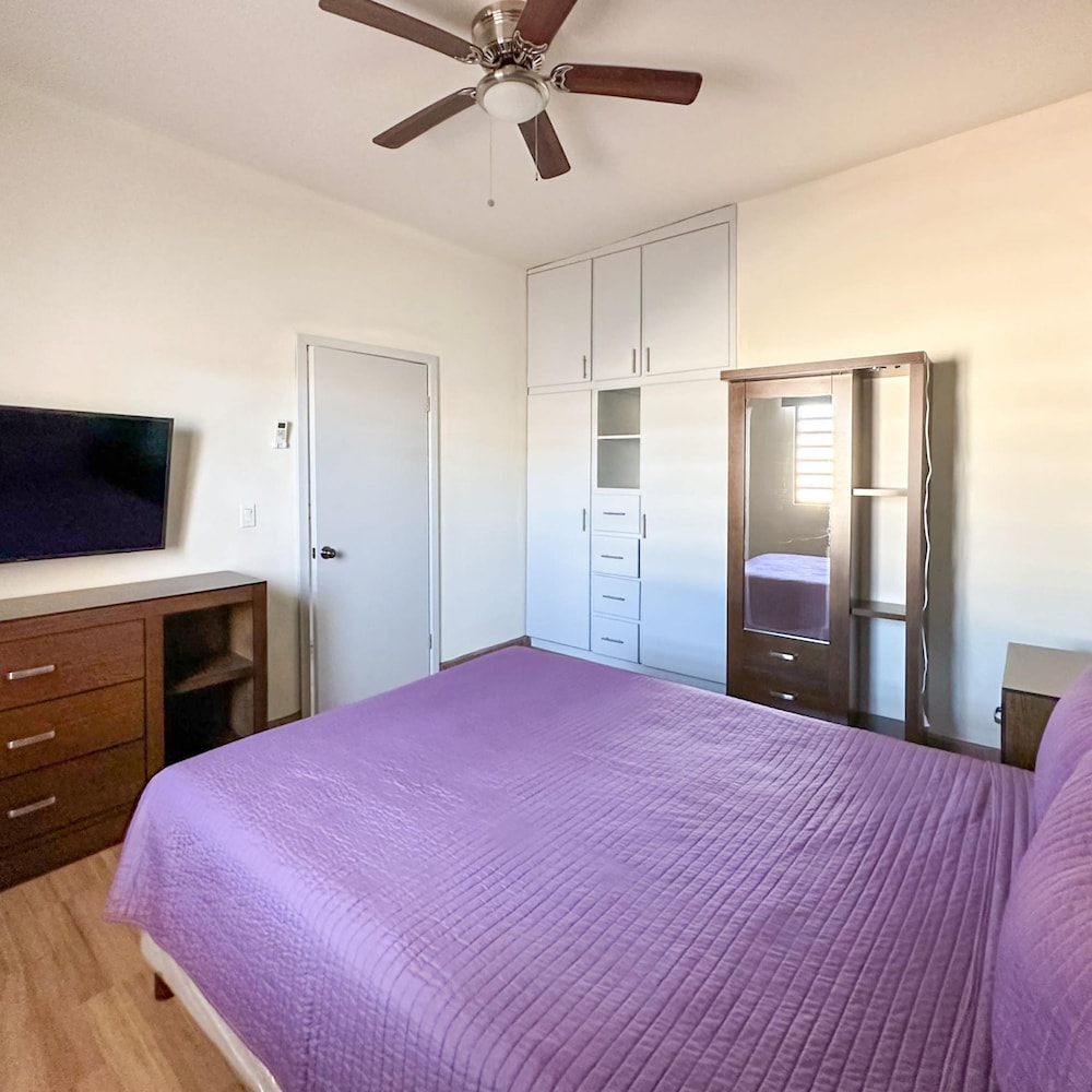 Sleek Downtown Escape With Private Parking