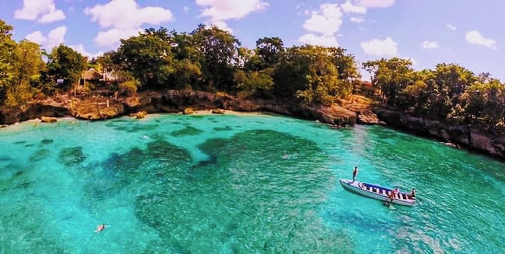 Natural Pool Villa Perfect for Families