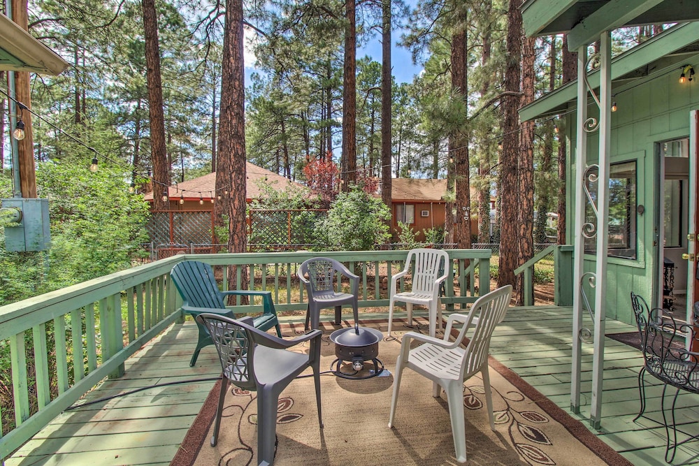 Woodsy Retreat w/ Deck - 2 Mi to Rainbow Lake! view 5