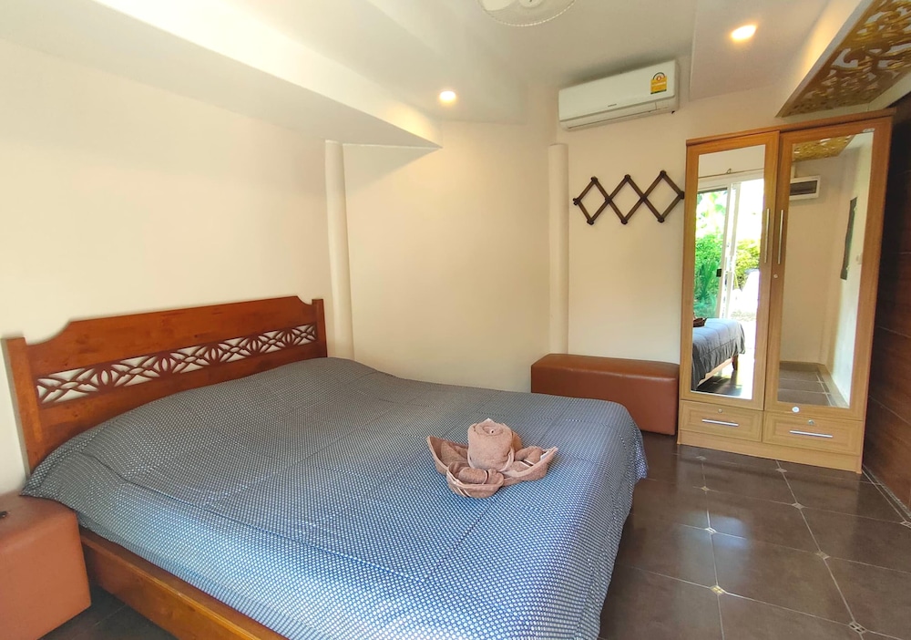 Corner Villa - Pattaya holiday House Walking Street