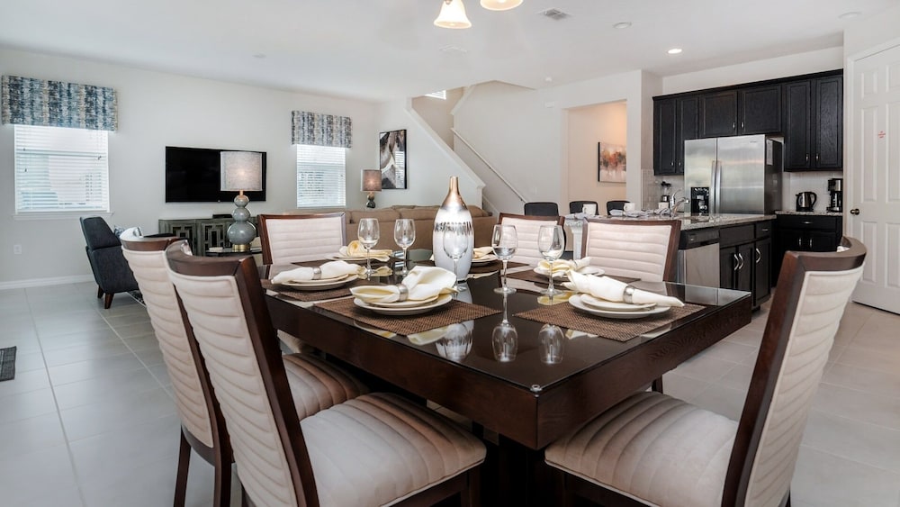 Solara Resort 4 Bedroom Private Pool Home 4 Home
