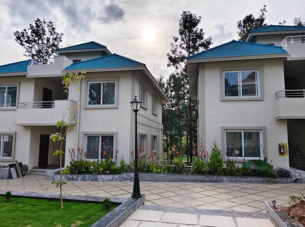 MSB Silver Spring Resort
