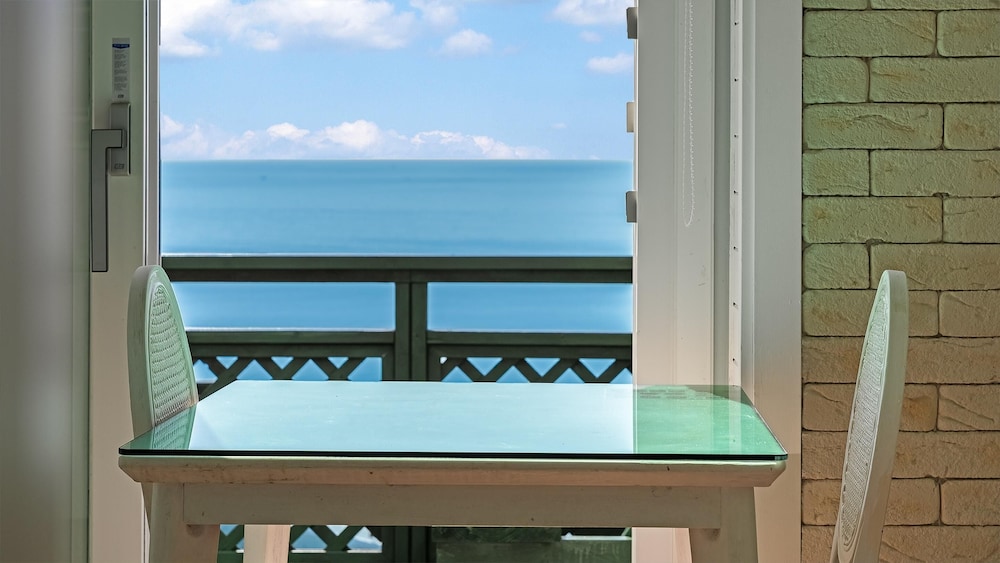 Namhae Montmartre Pension view 2