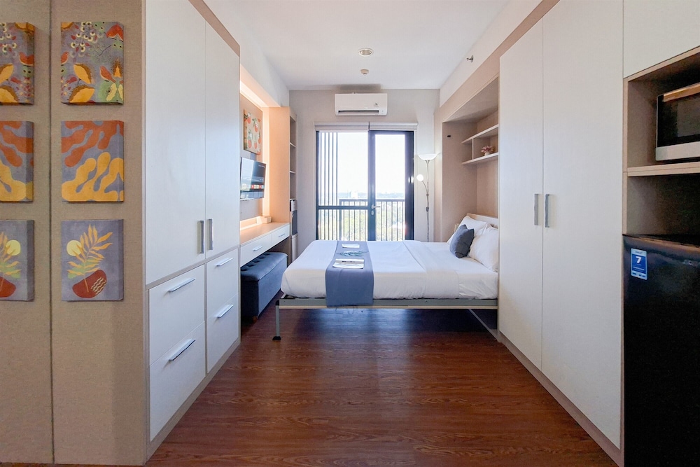 Cozy Studio Apartment At The Ayoma