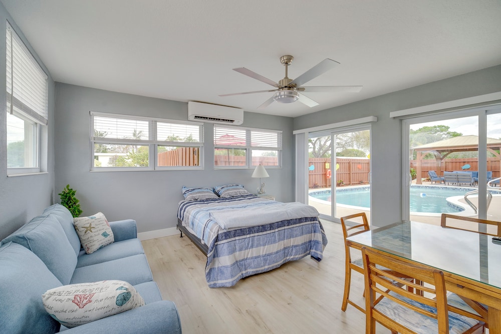 5 Mi to Beaches: Melbourne Duplex w/ Pool!