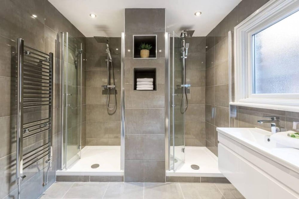 Host Apartments Seel St Townhouse Apt I