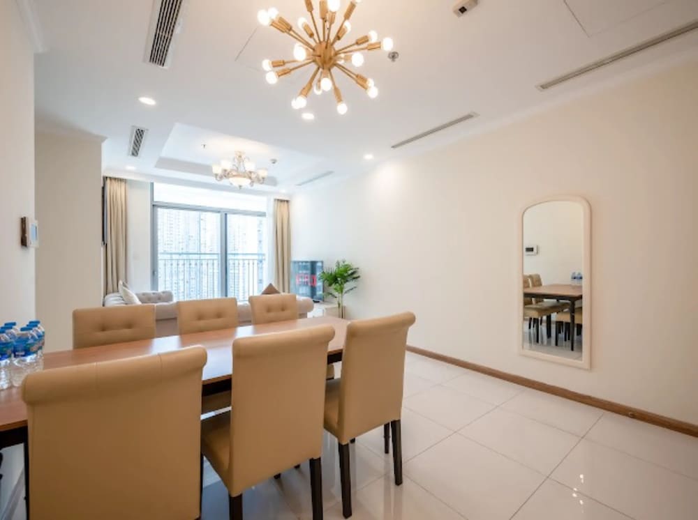 Somi Luxstay LP