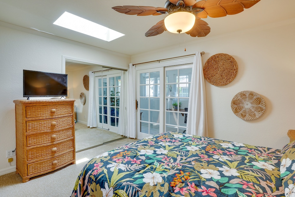 Dreamy Catalina Island Home, Walk to Beach & Ferry view 4