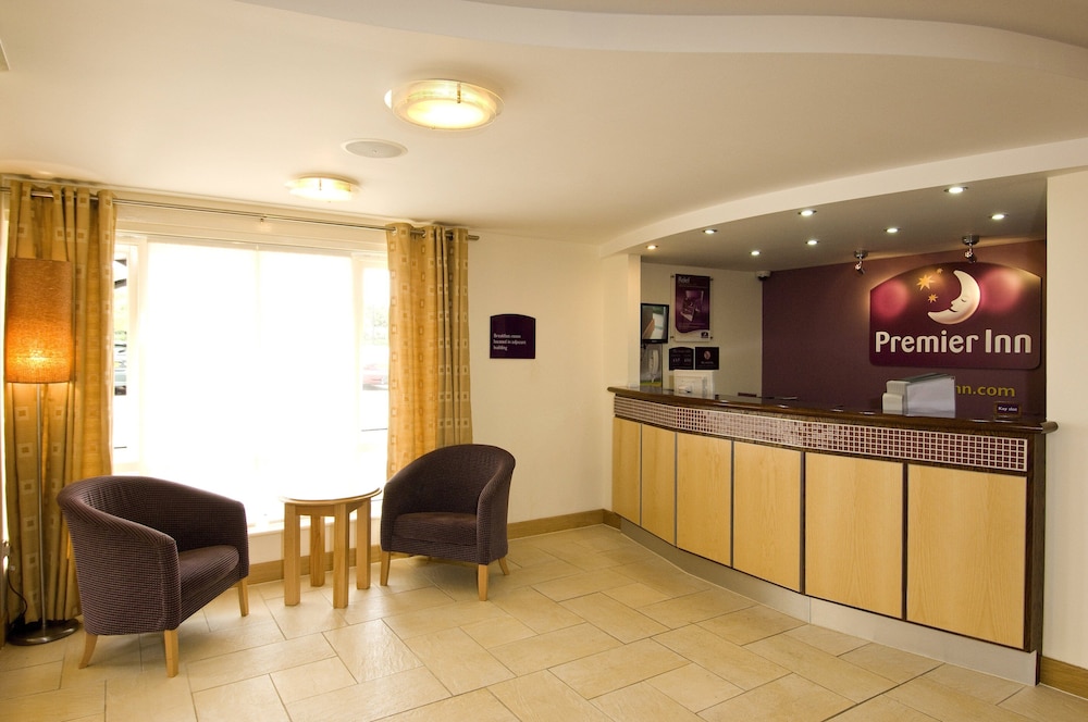 Premier Inn Coventry East - M6 J2 4