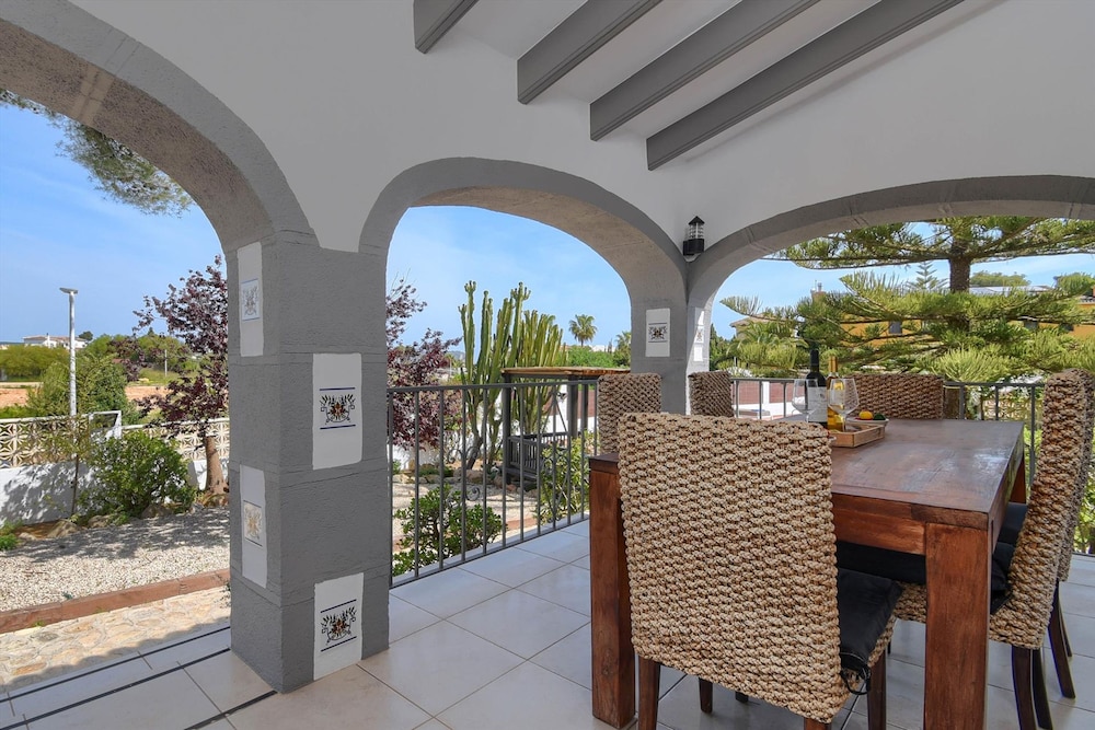 Villa Luna 4 in J vea view 5