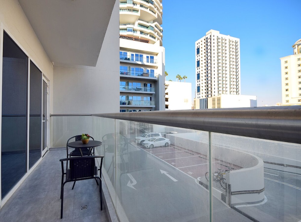 Regent Court