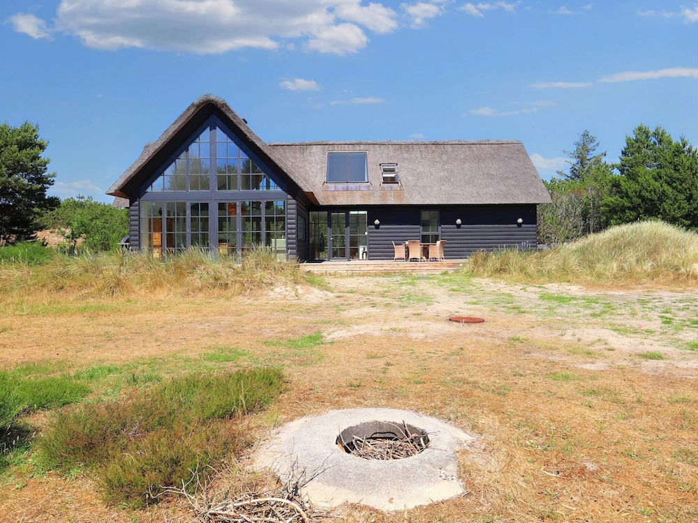 Blavand Garden Retreat: Tranquil Escape-by Traum