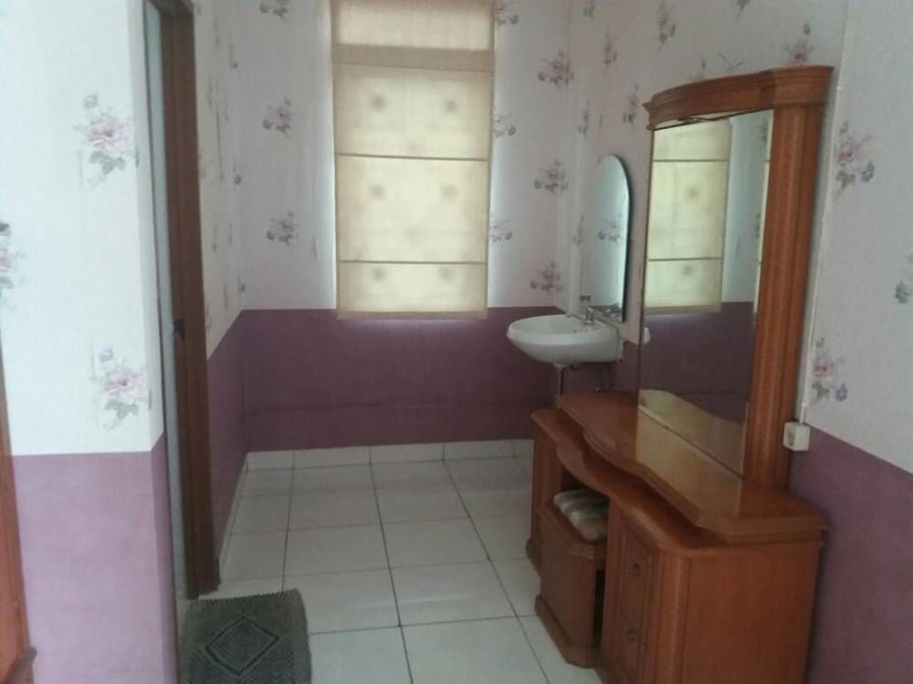 Kota Bunga F, Cipanas - 23