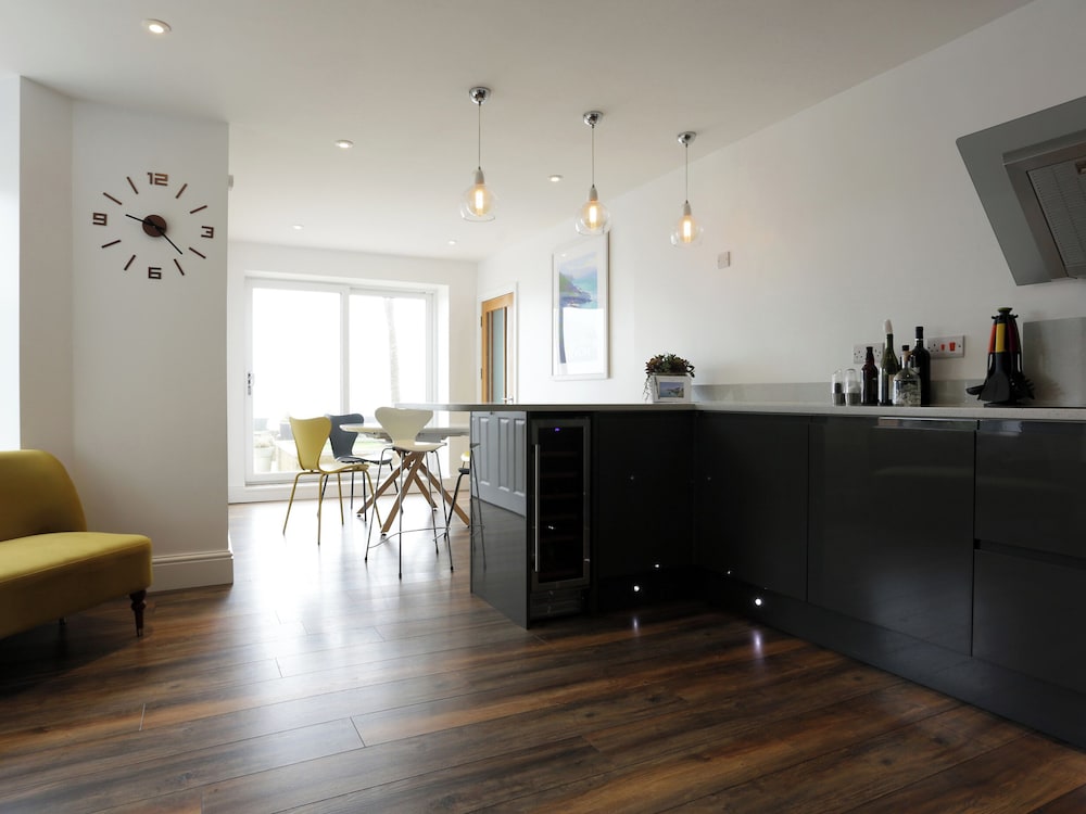 1 Cheyne Beach Apartments