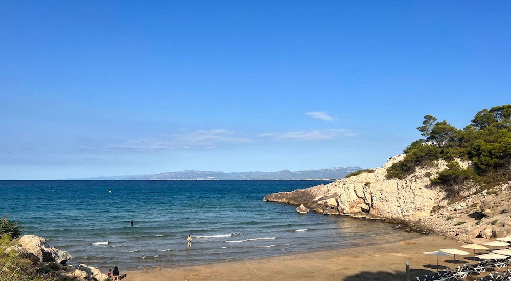 602 Cala Forn Salou Side sea Views w Direct Access to the Beach