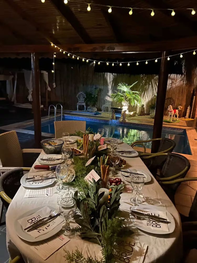 Sıcak Havuzlu Şömineli Jakuzili Villa