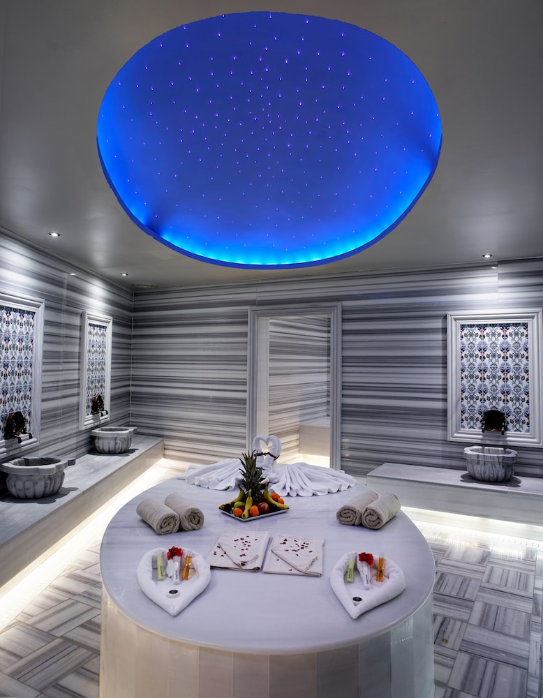 Euro Park Hotel - Image 22