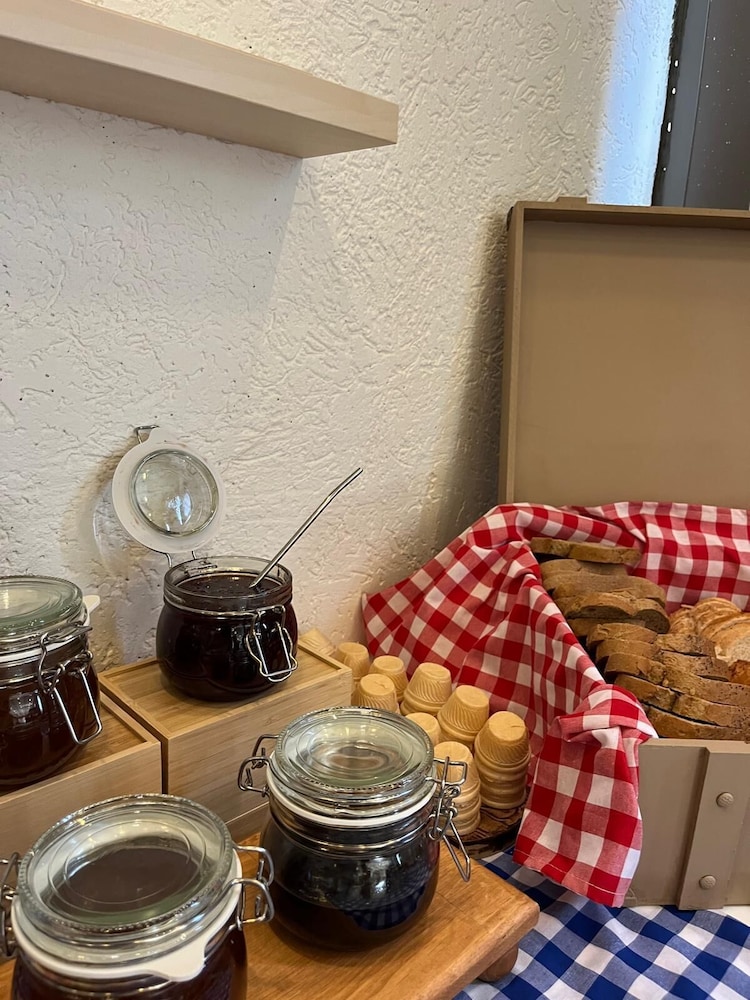 Bonnie City Hotel - Image 66