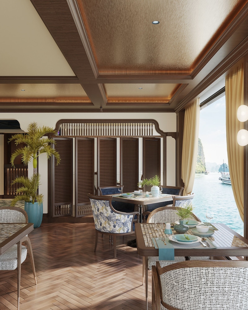 Halong Lyra Grandeur Cruise