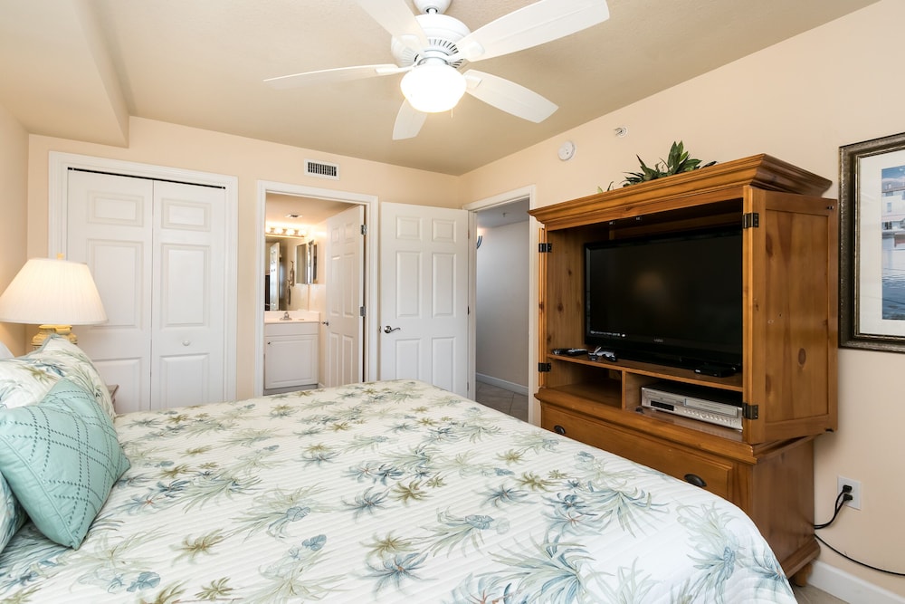Pelican Isle 412 by Brooks and Shorey Resorts