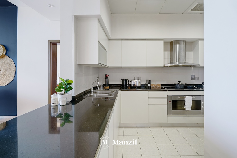 Manzil - Lux 3BR in Palm w Lazy River & Pvt Beach