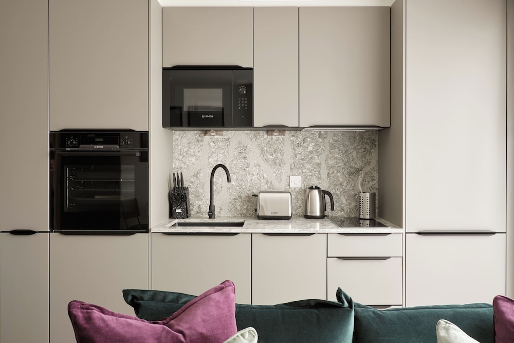Commercial Road Serviced Apartments - London City East