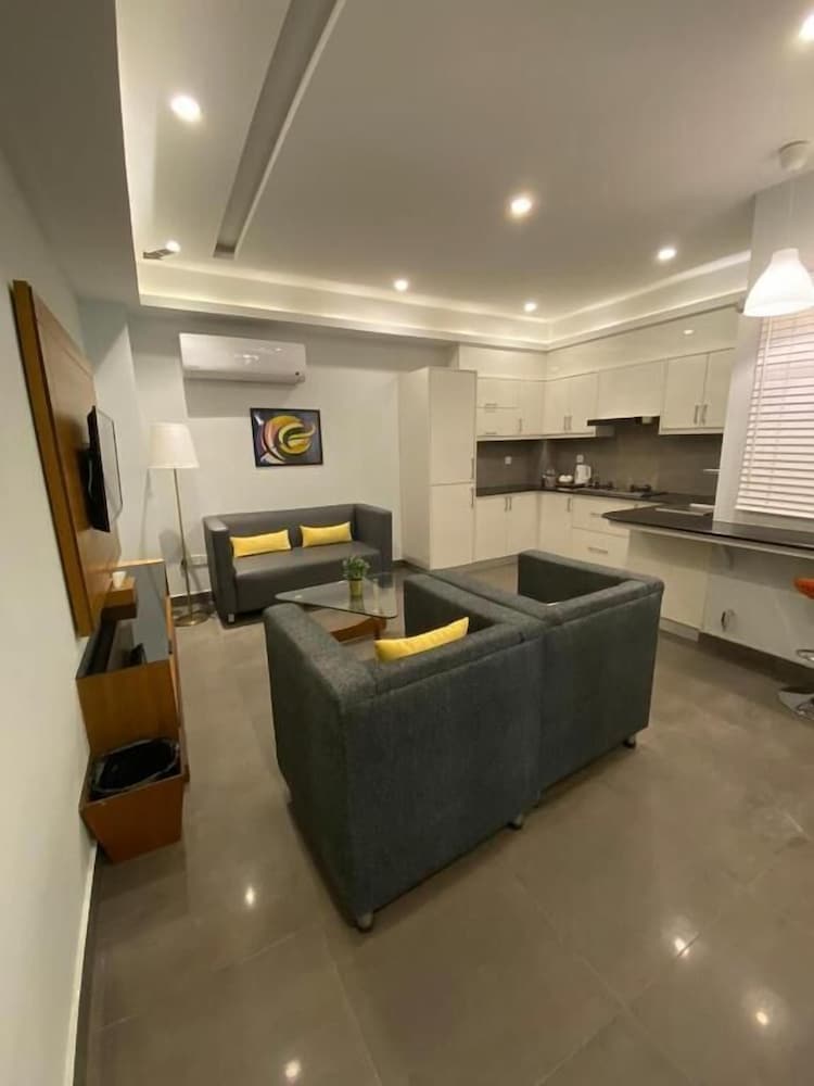 Space Luxury Rental Suites