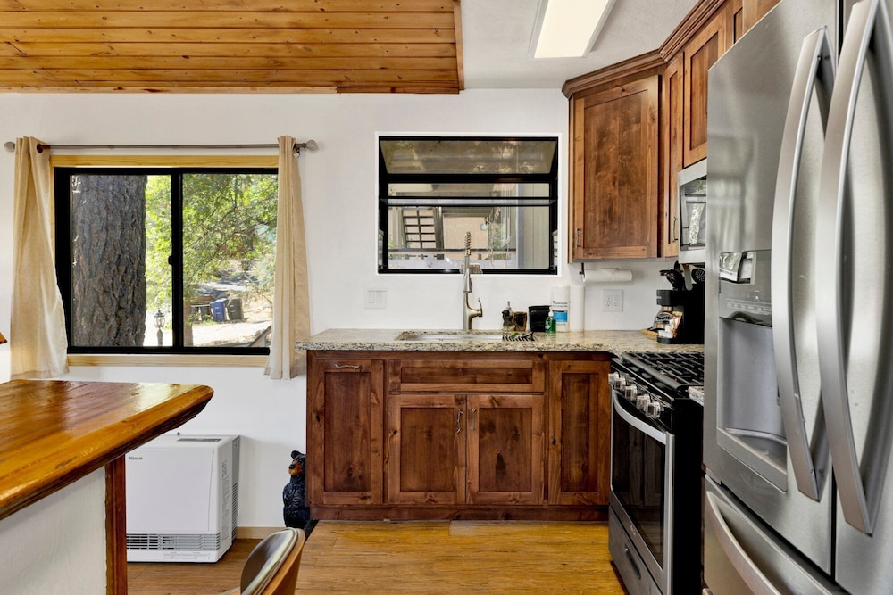 Bear Forest Cabin #2553