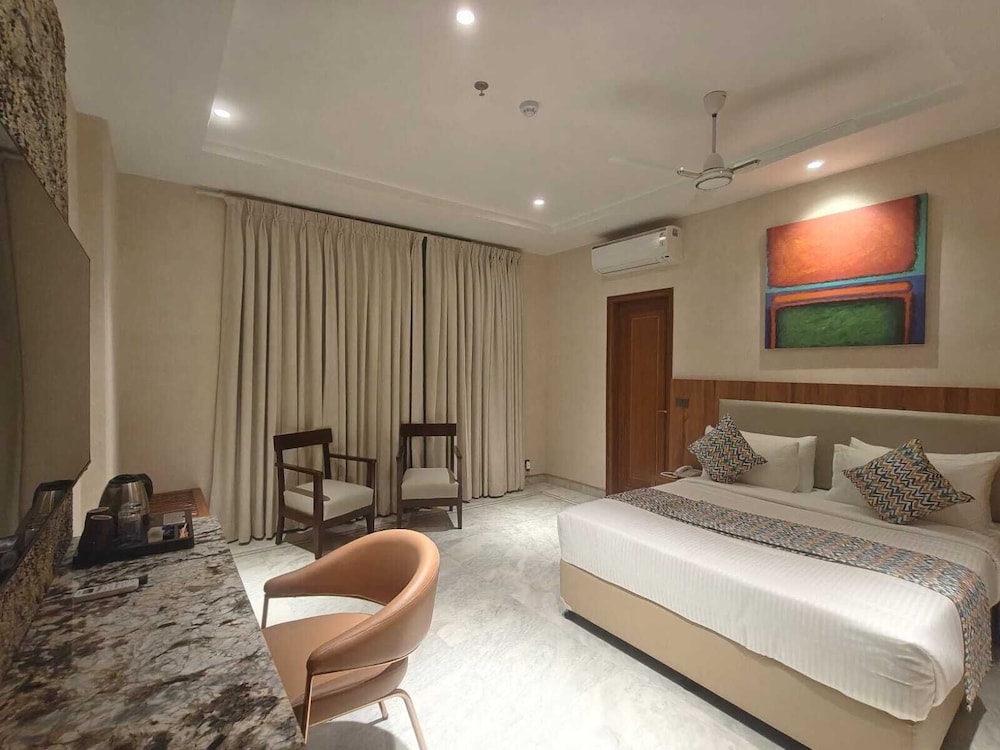 Bluestone Prime by The Cosy Hotels