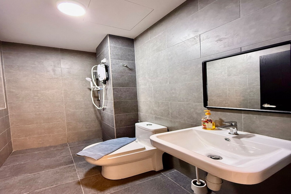 Neu Suites Horizon View Apartments